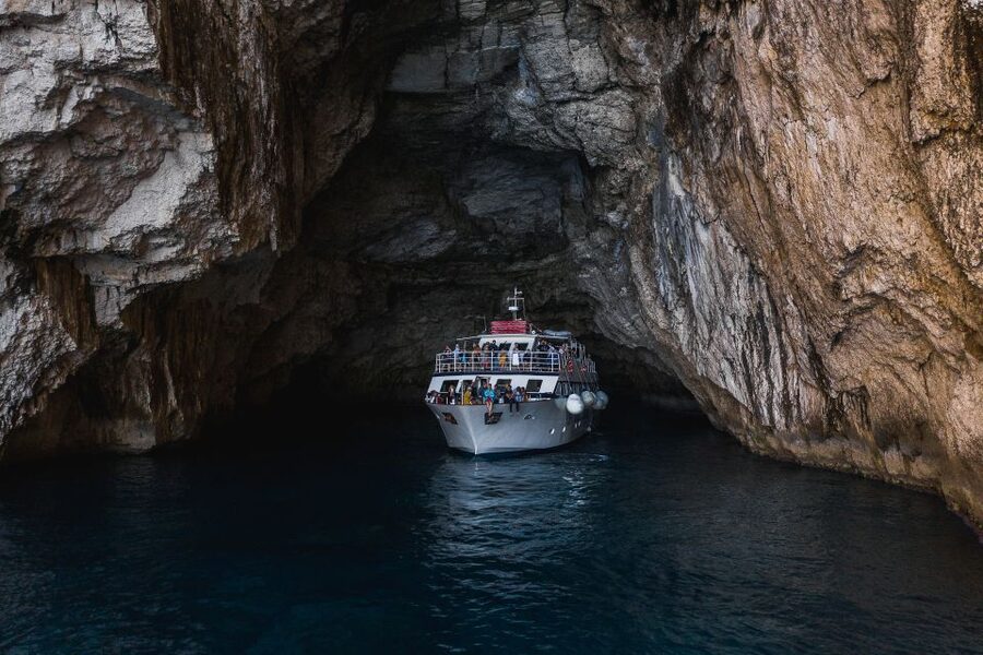 From Benitses/Lefkimmi: Paxos, Antipaxos & Caves Day Cruise - Is $62 good value for a full day?