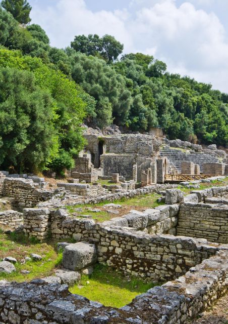 From Corfu: Albanian Adventure Day Trip - Lunch after the ruins