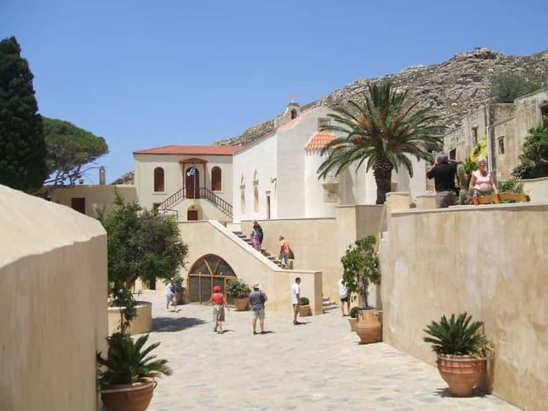 From Herakleion: Day Trip to Preveli Beach and Kourtaliotiko - Four hours at Preveli Beach