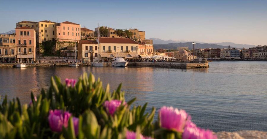 From Heraklion: Chania Town, Kournas Lake, and Rethymno Tour - Kournas Lake: an hour and 20 minutes beside the water