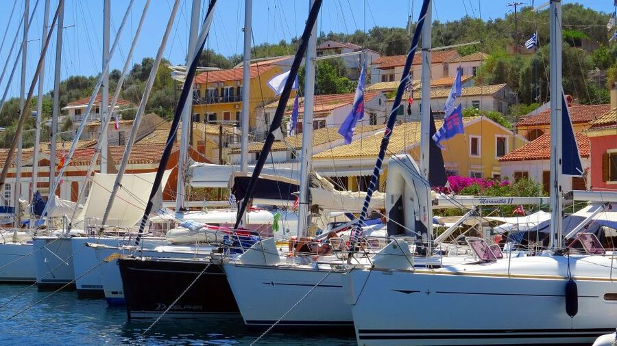 From Lefkimmi: Paxos, Antipaxos & Blue Caves Boat Tour - Key points to know before booking