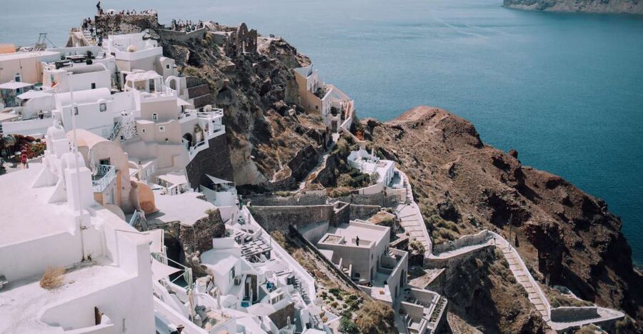 From Naxos: Full-Day Boat Trip to Santorini - The long blue-water crossing from Naxos