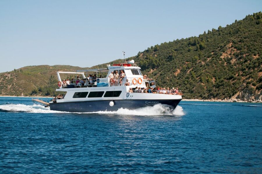 From Ouranoupolis: Cruise to Mount Athos Monasteries - Three hours along the Mount Athos coast