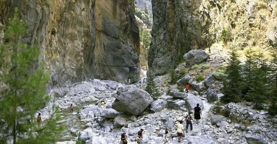 From Rethymno: Samaria Gorge Full-Day Trek, Pickup & Guide - Entering the gorge: a steep and rocky start
