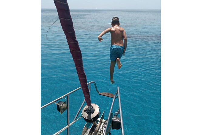 From Skopelos: Full-Day Sailing to Alonissos & Marine Park - Food, hospitality, and the value of an included day