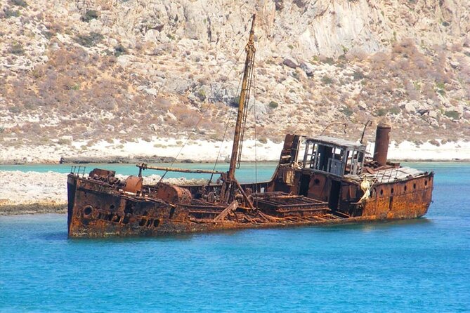 Gramvousa Island and Balos Bay Full-Day Tour from Chania - The guide, driver, and group experience