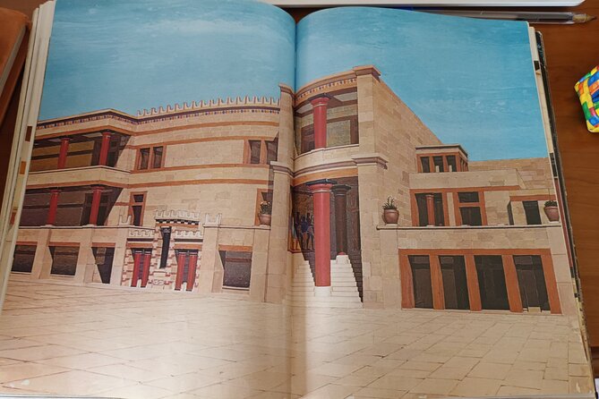 Guided Tour in Knossos Palace - A 90-Minute Walk Through the Palace