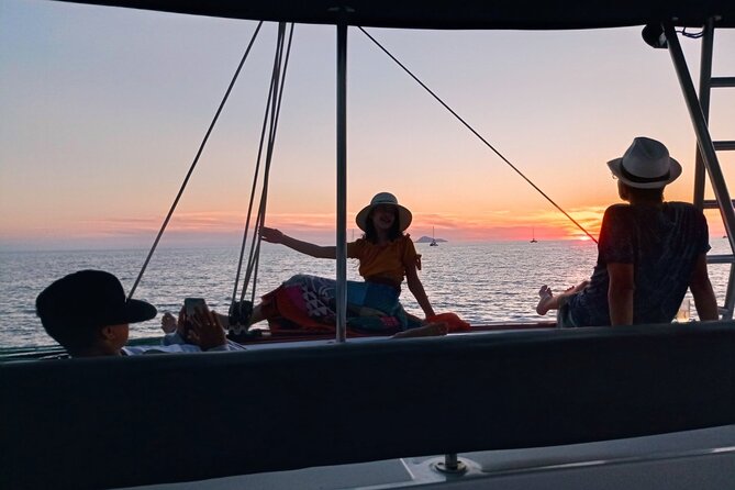 Half-Day Exclusive Catamaran Cruise in Santorini with Meal and Open Bar - The Venetian Lighthouse and the caldera view