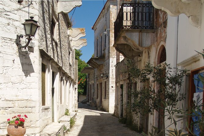 Half-Day Tour of Naxos Island (up to 7 pax) - Why the Naxos interior is worth four hours