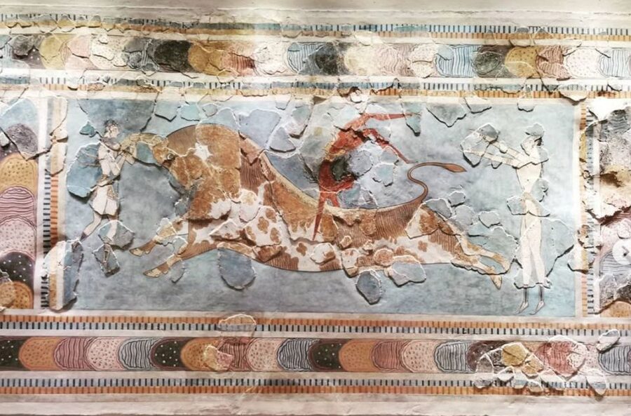 Heraklion Archaeological Museum Ticket & Audio Guide - Downloading Clio Muse before you arrive