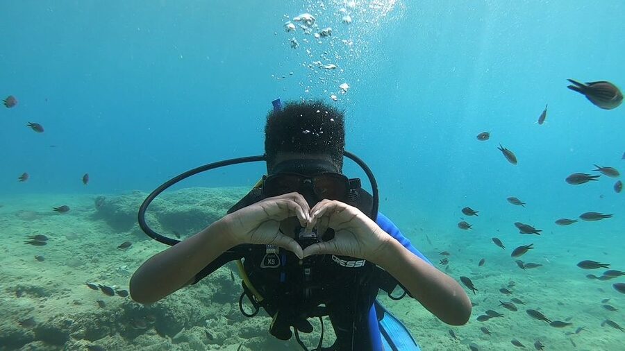 Heraklion: Beginner Scuba Diving Lesson with PADI Instructor - A safety briefing that gives you control