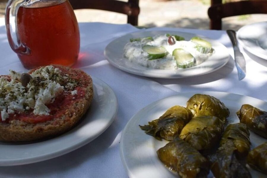 Heraklion: Cretan Cooking Lesson with Lunch in Arolithos - Should you book the Arolithos cooking class?