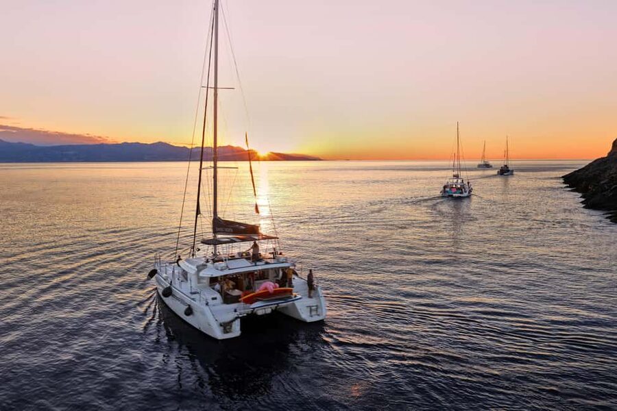 Heraklion: Dia Island Catamaran Cruise with Dinner and Wine - Leaving Heraklion by catamaran