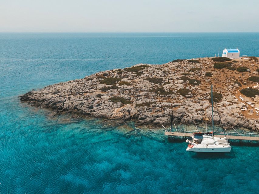 Heraklion: Dia Island Catamaran Cruise with Dinner and Wine - Practical details before you book
