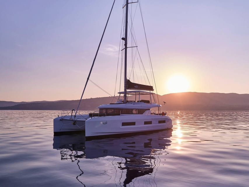 Heraklion: Dia Island Luxury Catamaran Cruise with Meal - Key points to know before you book
