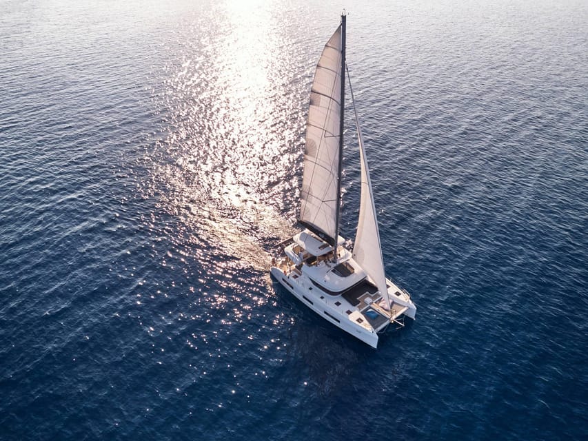 Heraklion: Dia Island Luxury Catamaran Cruise with Meal - A Mediterranean lunch served onboard