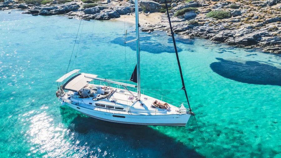 Heraklion: Dia Island Sailboat Cruise with Swimming and Meal - Leaving Heraklion’s Old Venetian Harbour