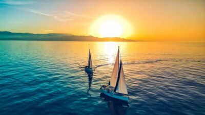 Dia Island Sailboat Cruise with Swimming and Meal