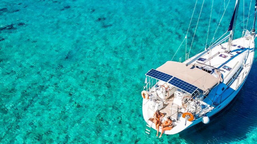 Heraklion: Dia Island Sailboat Cruise with Swimming and Meal - A proper Mediterranean meal at anchor