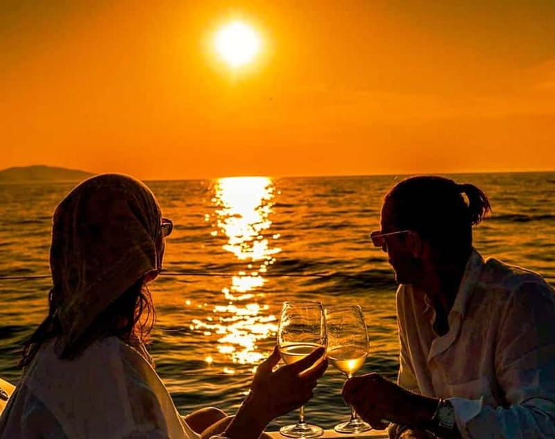 Heraklion: Dia Island Sunset Boat Tour with Dinner - Leaving Heraklion Port for Dia Island