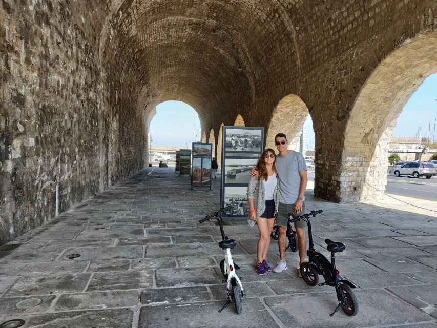 Heraklion: Ecobike Sightseeing Tour with Greek Meze - Venetian Walls: history with room to look around