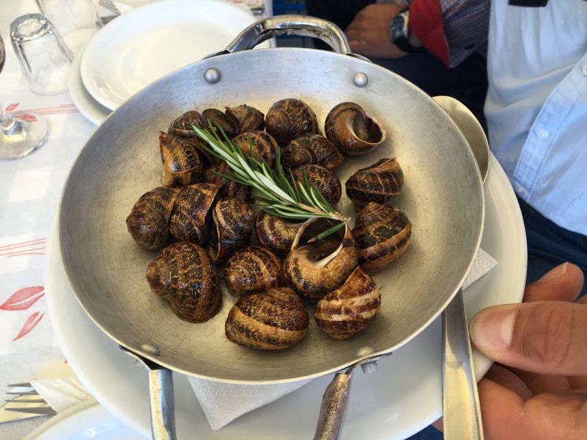 Heraklion: Food Tastings Walking Tour - A market lesson in olives, rusks, and olive oil