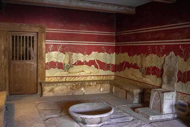 Heraklion Highlights: Knossos, Museum & Historic City Drive - Why this day makes sense for a first look at Heraklion