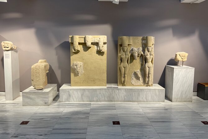 Heraklion Highlights: Knossos, Museum & Historic City Drive - Knossos, the myth-making palace
