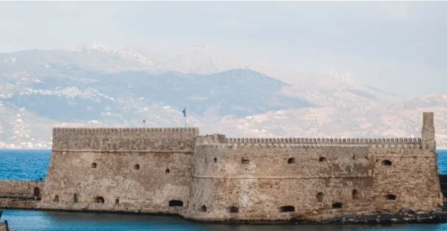Heraklion: Hop-on Hop-off Open Top Bus Sightseeing Tour - Key points to know before boarding