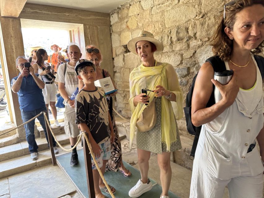 Heraklion: Knossos Private Guided Tour & Skip-the-Line Entry - How much value do you get for $206 per person?
