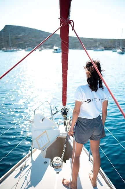 Heraklion: Sailing Trip to Dia Island with Lunch & Swimming - Swimming, snorkeling, SUP, and fishing
