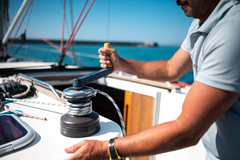 Heraklion: Sailing Trip to Dia Island with Lunch & Swimming - The crew makes the difference
