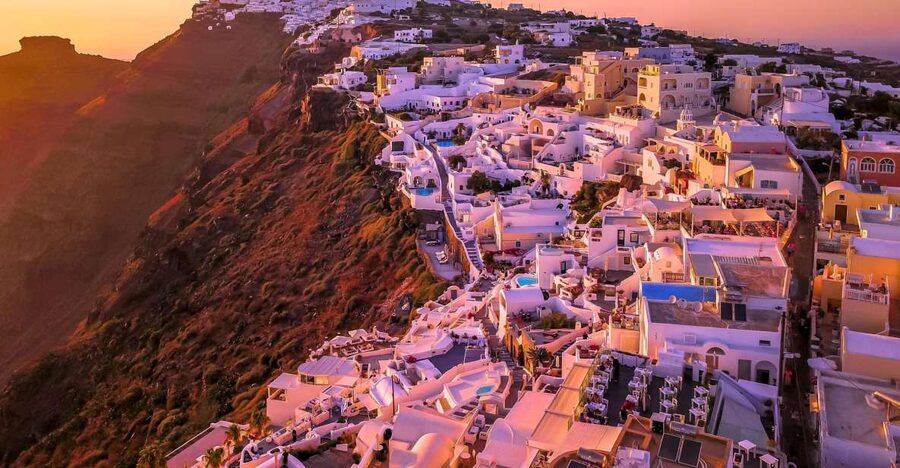 Heraklion: Santorini Day Trip with Boat Transfer & Oia Visit - Arriving at Thiras Port and joining the island bus