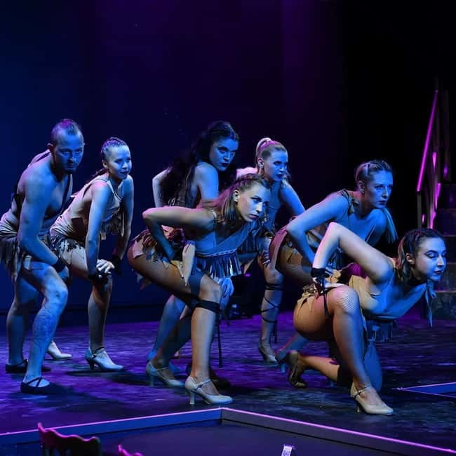 Hersonissos: Alar Spectacular Dinner Show - How the 2.5 to 3.5-hour evening unfolds