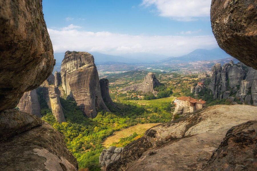 Kalabaka: Meteora Monasteries Minibus Tour with Photo Stops - Why this Meteora tour feels different