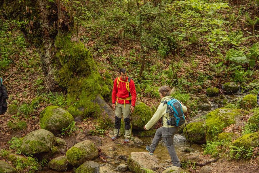 Kalabaka: Meteora Small-Group Hiking Tour w/ Monastery Visit - Dupiani Hermitage and the old monastery paths