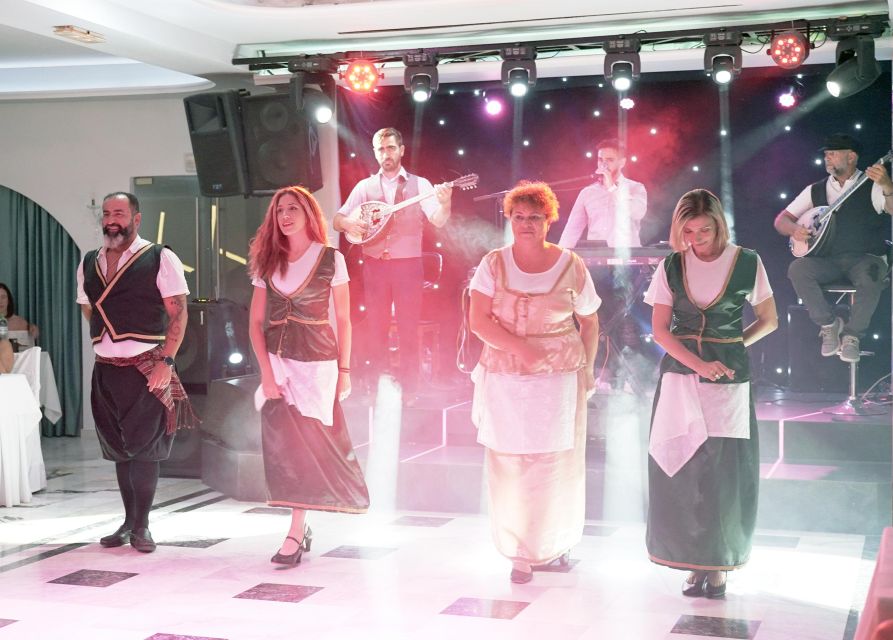 Kamari: Greek Show, Buffet Dinner, and Drinks at Dimitris - Timing your evening carefully