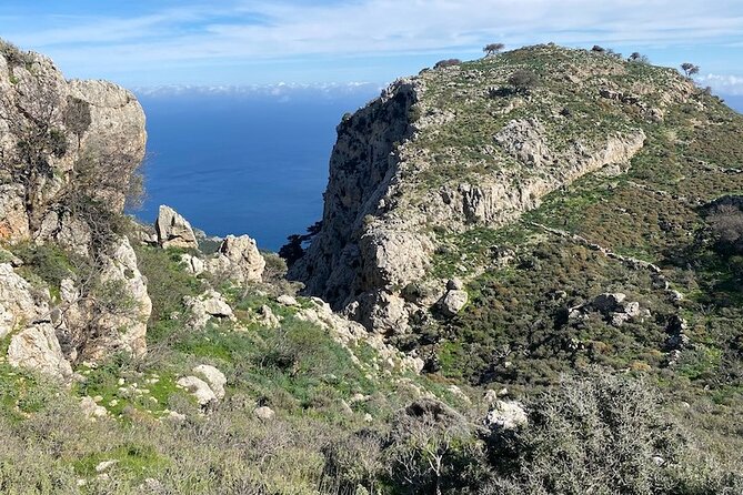 Karpathos Lastos mountain Hike with guide - Key points to know before booking