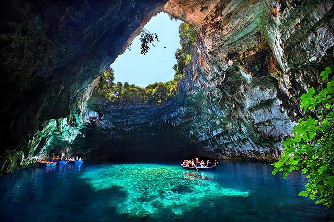 Kefalonia Island Bus Tour- Wine Tasting, Melissani & Fiscardo - Orealios winery and the character of Robola wine