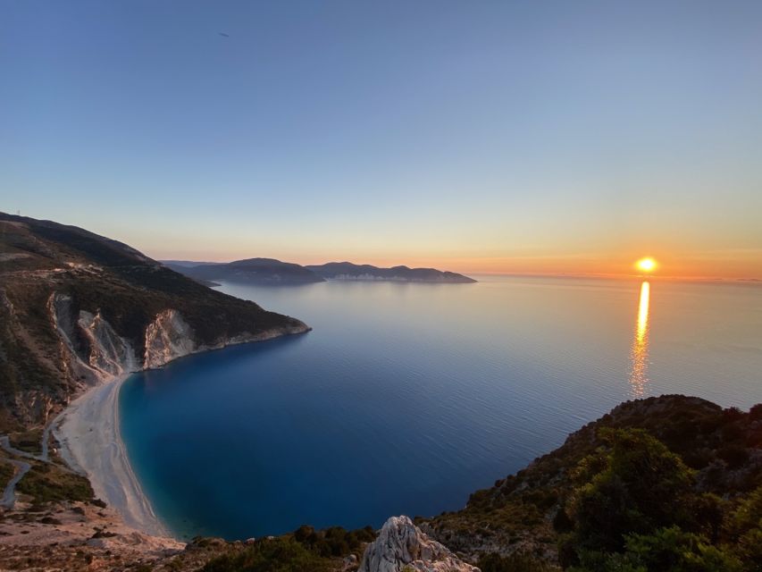 Kefalonia: Melissani Lake, Drogarati Cave, & Myrtos Day Trip - Who should book this excursion