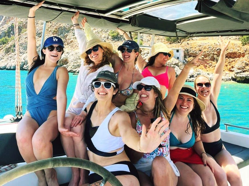 Kissamos: Balos & Gramvousa Luxury Catamaran Sailing Cruise - A short crossing to Gramvousa Island