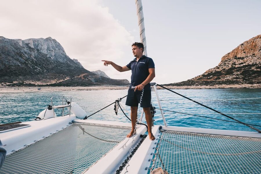 Kissamos: Balos & Gramvousa Luxury Catamaran Sailing Cruise - Food, drinks, and the pace of the day