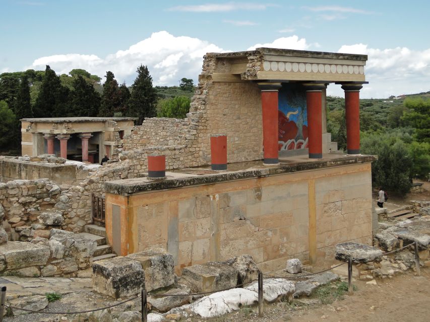 Knossos Palace guided tour - Heraklion City tour + market - Heraklion gives you choices, not one fixed afternoon