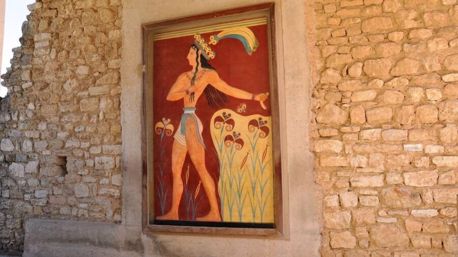 Knossos Palace & Heraklion Full-Day Tour from Chania Area - Who should book this experience