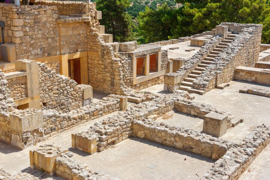 Knossos Palace Skip-the-Line Ticket & Private Guided Tour - Why Knossos is better with a guide