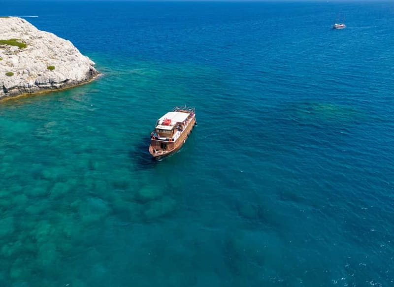 Kolympia : Transfer & Cruise to Lindos with 3 Swimming Stops - The morning cruise to Lindos