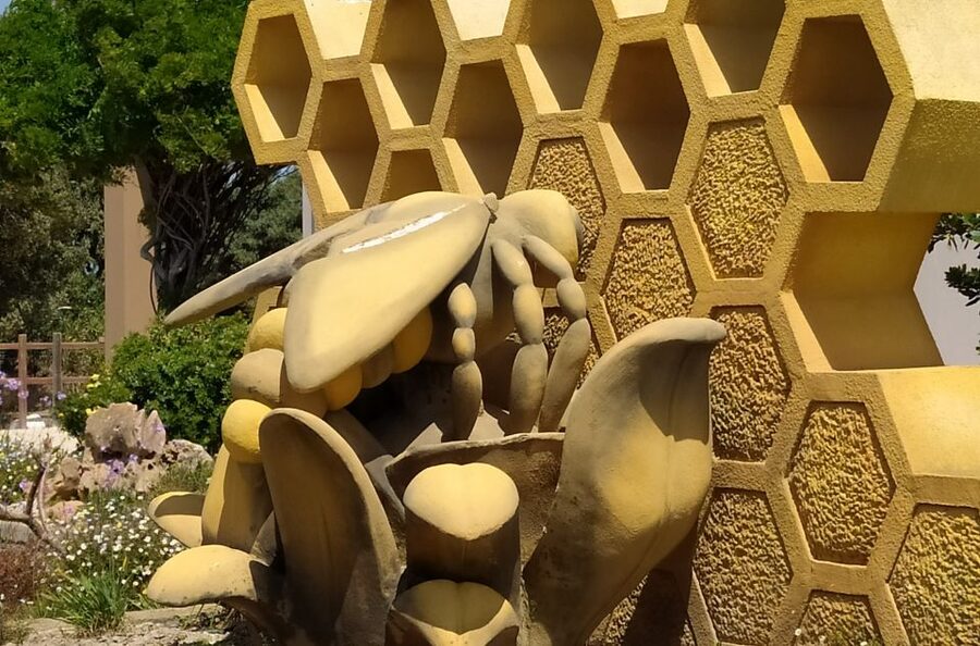 Kos: Island Highlights Bus Tour with Greek Honey Tasting - Who should book this tour?