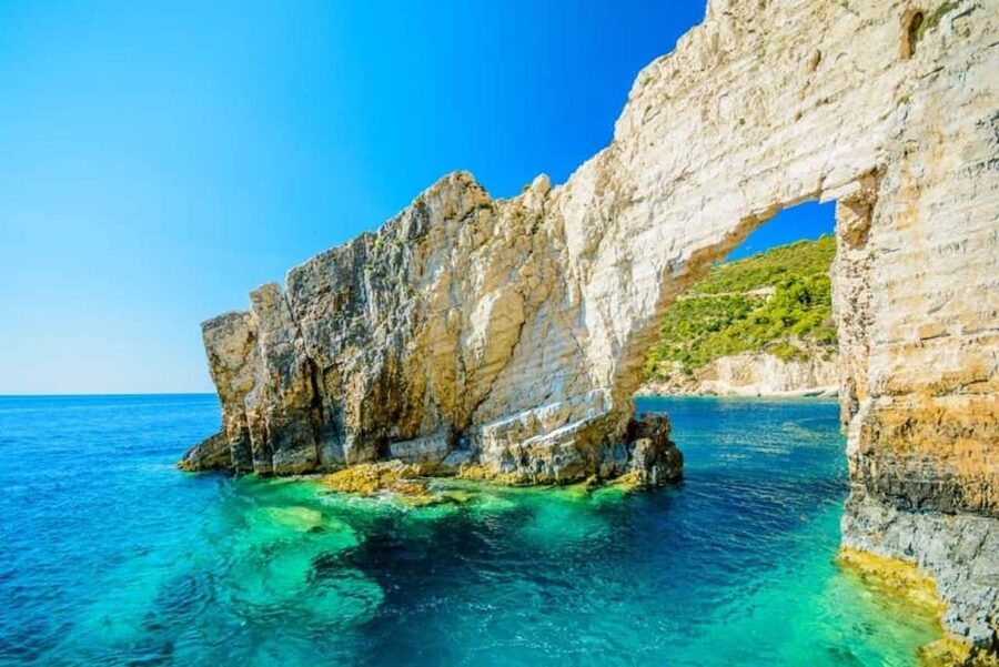 Laganas Zakynthos: Marathonissi, Keri Caves and Turtles Spot - Who will enjoy this boat trip most