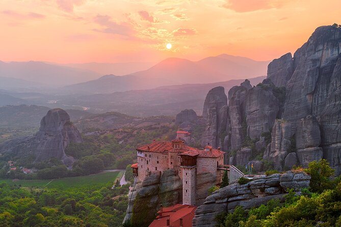 Meteora Full Day Private Tour from Athens including Lunch - Thermopylae and the Leonidas Monument