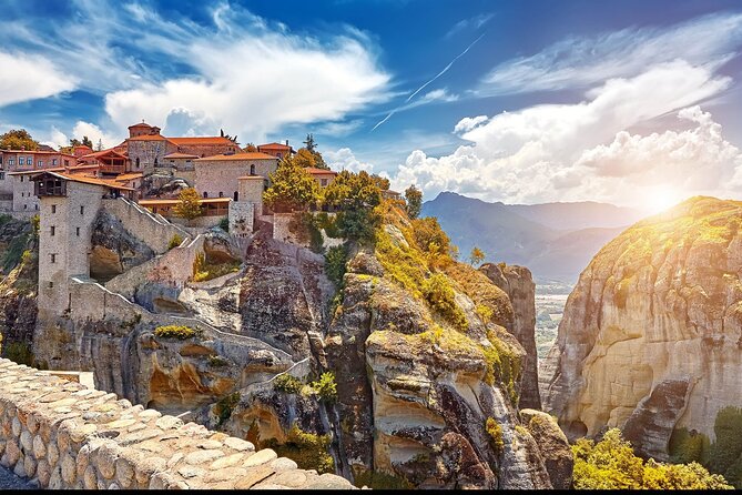 Meteora Full Day Private Tour from Athens including Lunch - What the private format is really worth